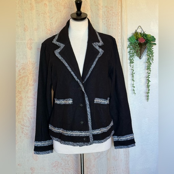 Karl Lagerfeld Jackets & Blazers - Karl Lagerfeld Tweed Blazer